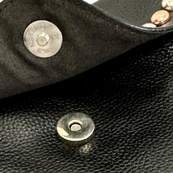 B-Low the Belt Nwt Black Rose Gold Stud Clutch - Picture 6 of 7